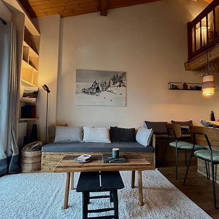 Appartement Ensoleille Aux Tines, Vue Massif Chamonix Luaran gambar